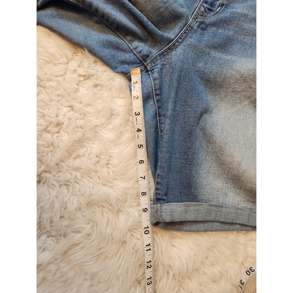 Old Navy Womens The SweetHeart Jean Shorts High Rise Roll-Cuffed Medium Wash 16 - Picture 7 of 7